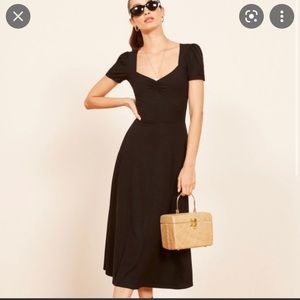 Reformation Kiera dress in black, L
